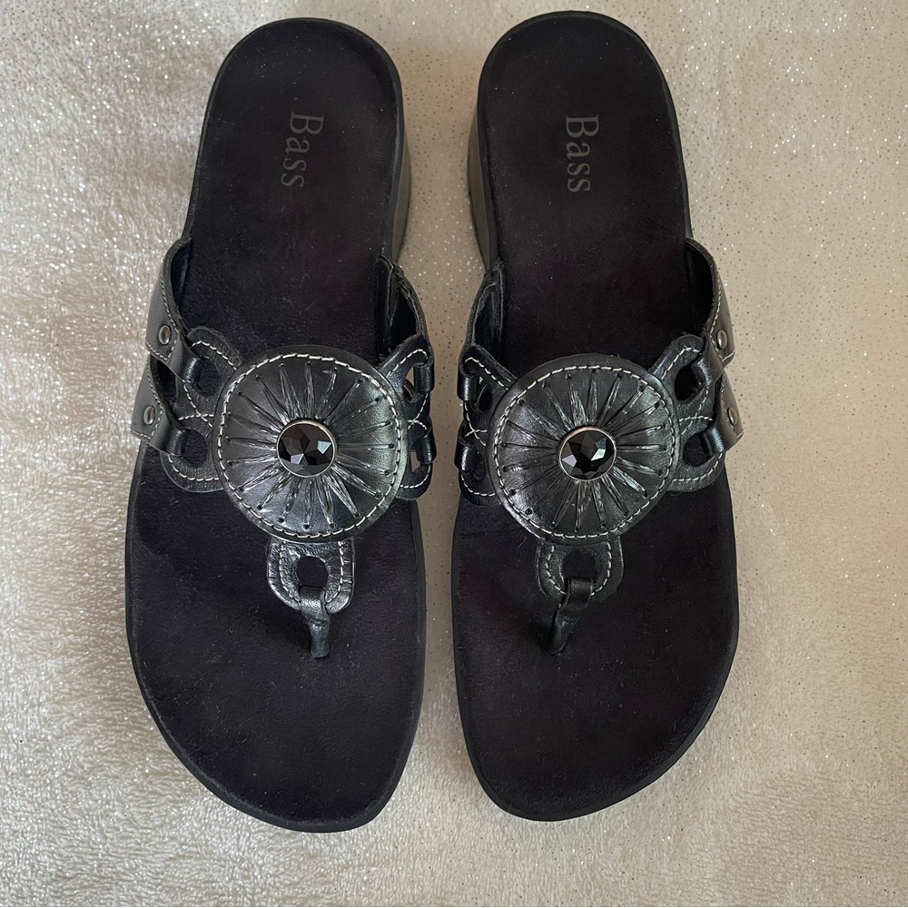 Bass Danette Comfort Wedge Leather Embellished Sandals ✨